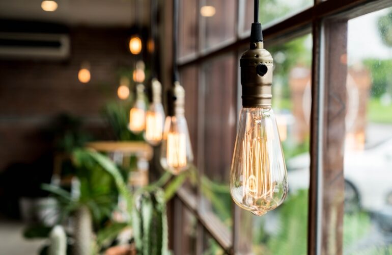 Koszty energii elektrycznej w zakładzie kablowym